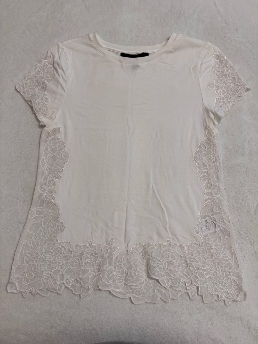 White and black Lace-Trim Short Sleeve Top - White